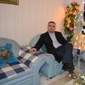 Bashar83 42 سنة