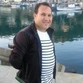 elyes 41 سنة