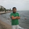 akif 38 سنة