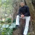عبد المالك47.16 42 سنة