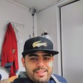 Momo256 40 سنة