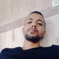 Theker 33 سنة