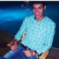 yhuy941 30 سنة