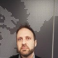 Ahmad8121 44 سنة