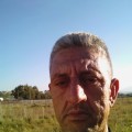 عزو21 52 سنة