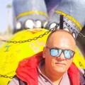 أحمد2000 48 سنة
