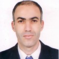 hallis 47 سنة