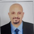 حاجhatem 44 سنة