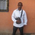 oumar 41 سنة