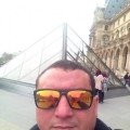اشرف سيد 46 سنة