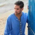 vwaz 32 سنة