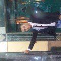 ae721990 35 سنة