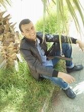 شكلي متناسق، 35 سنة هنا من أجل البحث عن شريك لتحقيق زواج عادي تعرف عليّ أكثر من خلال بروفايلي، فقد تكون الصدفة التي تجمعنا أفضل من ألف ميعاد.