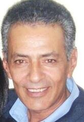 انا أرمل، 63 سنة هنا من أجل البحث عن شريك لتحقيق زواج عادي تعرف عليّ أكثر من خلال بروفايلي، فربّ صدفة خير من ألف ميعاد.