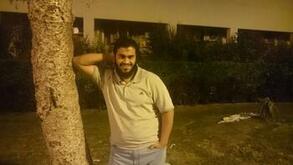 انا من ميامي، متزوج، 33 سنة هنا من أجل البحث عن شريك لتحقيق زواج عادي تعرف عليّ أكثر من خلال بروفايلي، فربّ صدفة خير من ألف ميعاد.