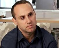 انا من عين الحجر، أعزب، 34 سنة هنا من أجل البحث عن شريك لتحقيق علاقة تعارف تعرف عليّ أكثر من خلال بروفايلي، فربّ صدفة خير من ألف ميعاد.