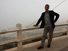 انا من sidi bel abbes، أعزب، 44 سنة هنا من أجل البحث عن شريك لتحقيق زواج عادي تعرف عليّ أكثر من خلال بروفايلي، فربّ صدفة خير من ألف ميعاد.
