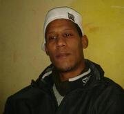 انا من ذوي العيون أسود هنا من أجل البحث عن شريك لتحقيق زواج عادي تعرف عليّ أكثر من خلال بروفايلي، فقد تكون الأقدار هي البداية.