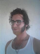 انا من ايتاى البارود، أعزب، 31 سنة هنا من أجل البحث عن شريك لتحقيق زواج عادي تعرف عليّ أكثر من خلال بروفايلي، فربّ صدفة خير من ألف ميعاد.
