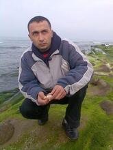 انا من شمال إفريقية هنا من أجل البحث عن شريك لتحقيق علاقة تعارف تعرف عليّ أكثر من خلال بروفايلي، فربّ صدفة خير من ألف ميعاد.