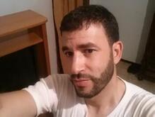 انا من Montreal، أعزب، 43 سنة هنا من أجل البحث عن شريك لتحقيق زواج عادي تعرف عليّ أكثر من خلال بروفايلي، فربّ صدفة خير من ألف ميعاد.