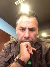 انا عزباء، 44 سنة هنا من أجل البحث عن شريك لتحقيق زواج عادي تعرف عليّ أكثر من خلال بروفايلي، فربّ صدفة خير من ألف ميعاد.