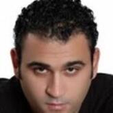 انا من ذوي الشعر أبيض هنا من أجل البحث عن شريك لتحقيق علاقة تعارف تعرف عليّ أكثر من خلال بروفايلي، فربما تكون الصدفة هي البداية.
