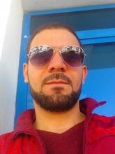 انا من ذوي العيون أخضر هنا من أجل البحث عن شريك لتحقيق زواج عادي تعرف عليّ أكثر من خلال بروفايلي، فقد تكون الأقدار هي البداية.