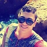 انا من زفتي، أعزب، 28 سنة هنا من أجل البحث عن شريك لتحقيق زواج عادي تعرف عليّ أكثر من خلال بروفايلي، فربّ صدفة خير من ألف ميعاد.