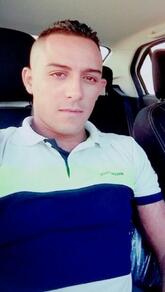 انا من الوادي، أعزب، 32 سنة هنا من أجل البحث عن شريك لتحقيق زواج عادي تعرف عليّ أكثر من خلال بروفايلي، فربّ صدفة خير من ألف ميعاد.