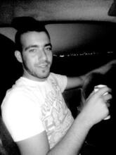 انا من ksour essef، أعزب، 29 سنة هنا من أجل البحث عن شريك لتحقيق زواج عادي تعرف عليّ أكثر من خلال بروفايلي، فربّ صدفة خير من ألف ميعاد.