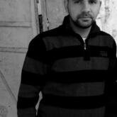 انا من برج الميزان، 40 سنة هنا من أجل البحث عن شريك لتحقيق علاقة تعارف تعرف عليّ أكثر من خلال بروفايلي، فربما نجمك هو الذي دلّك إلي.