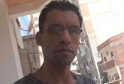انا من ميامى، أعزب، 38 سنة هنا من أجل البحث عن شريك لتحقيق زواج عادي تعرف عليّ أكثر من خلال بروفايلي، فربّ صدفة خير من ألف ميعاد.