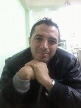 انا من برج الجوزاء، 40 سنة هنا من أجل البحث عن شريك لتحقيق زواج عادي تعرف عليّ أكثر من خلال بروفايلي، فربما نجمك هو الذي دلّك إلي.