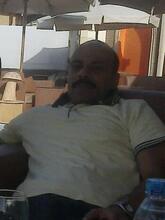 انا من -، متزوج، 50 سنة هنا من أجل البحث عن شريك لتحقيق علاقة تعارف تعرف عليّ أكثر من خلال بروفايلي، فربّ صدفة خير من ألف ميعاد.