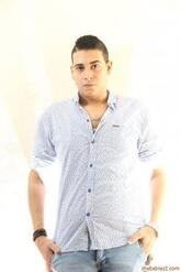 انا من ذوي العيون عسلي هنا من أجل البحث عن شريك لتحقيق علاقة تعارف تعرف عليّ أكثر من خلال بروفايلي، فقد تكون الأقدار هي البداية.