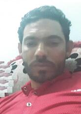 انا من عنيزة، أعزب، 45 سنة هنا من أجل البحث عن شريك لتحقيق زواج عادي تعرف عليّ أكثر من خلال بروفايلي، فربّ صدفة خير من ألف ميعاد.