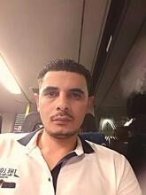 انا عزباء، 40 سنة هنا من أجل البحث عن شريك لتحقيق زواج عادي تعرف عليّ أكثر من خلال بروفايلي، فربّ صدفة خير من ألف ميعاد.