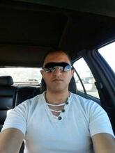 انا أعزب، 42 سنة هنا من أجل البحث عن شريك لتحقيق زواج عادي تعرف عليّ أكثر من خلال بروفايلي، فربّ صدفة خير من ألف ميعاد.