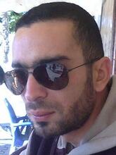 انا من gabes، أعزب، 39 سنة هنا من أجل البحث عن شريك لتحقيق زواج عادي تعرف عليّ أكثر من خلال بروفايلي، فربّ صدفة خير من ألف ميعاد.