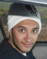 انا أعزب، 34 سنة هنا من أجل البحث عن شريك لتحقيق علاقة تعارف تعرف عليّ أكثر من خلال بروفايلي، فربّ صدفة خير من ألف ميعاد.