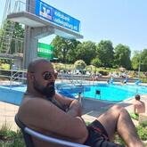 انا من دورت موند، أعزب، 34 سنة هنا من أجل البحث عن شريك لتحقيق علاقة تعارف تعرف عليّ أكثر من خلال بروفايلي، فربّ صدفة خير من ألف ميعاد.