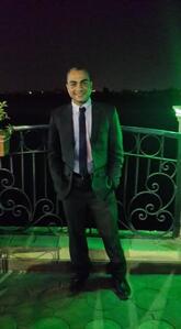 انا أعزب، 38 سنة هنا من أجل البحث عن شريك لتحقيق زواج عادي تعرف عليّ أكثر من خلال بروفايلي، فربّ صدفة خير من ألف ميعاد.