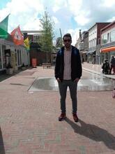 انا من Utrecht ، أعزب، 41 سنة هنا من أجل البحث عن شريك لتحقيق زواج عادي تعرف عليّ أكثر من خلال بروفايلي، فربّ صدفة خير من ألف ميعاد.