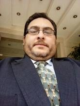 انا مطلق، 53 سنة هنا من أجل البحث عن شريك لتحقيق زواج عادي تعرف عليّ أكثر من خلال بروفايلي، فربّ صدفة خير من ألف ميعاد.