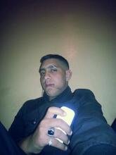 انا أعزب، 33 سنة هنا من أجل البحث عن شريك لتحقيق زواج عادي تعرف عليّ أكثر من خلال بروفايلي، فربّ صدفة خير من ألف ميعاد.