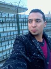انا من الجزاءر، متزوج، 40 سنة هنا من أجل البحث عن شريك لتحقيق علاقة تعارف تعرف عليّ أكثر من خلال بروفايلي، فربّ صدفة خير من ألف ميعاد.