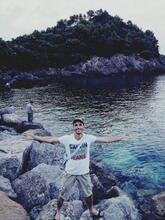 انا من برج الميزان، 38 سنة هنا من أجل البحث عن شريك لتحقيق زواج عادي تعرف عليّ أكثر من خلال بروفايلي، فربما نجمك هو الذي دلّك إلي.