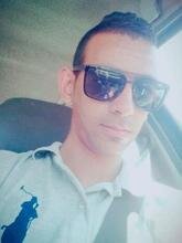 انا من ذوي العيون بني هنا من أجل البحث عن شريك لتحقيق علاقة تعارف تعرف عليّ أكثر من خلال بروفايلي، فقد تكون الأقدار هي البداية.