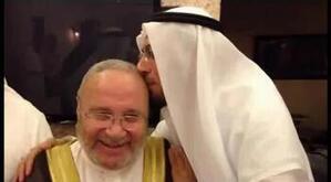 انا من البيض، متزوج، 52 سنة هنا من أجل البحث عن شريك لتحقيق زواج متعدد تعرف عليّ أكثر من خلال بروفايلي، فربّ صدفة خير من ألف ميعاد.